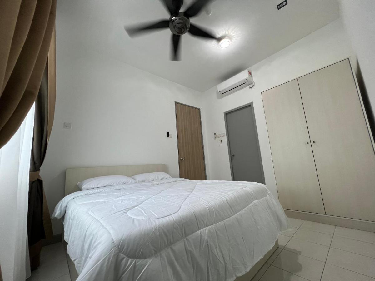 Kuala Terengganu Sea View KTCVU Homestay with POOL Bagian luar foto